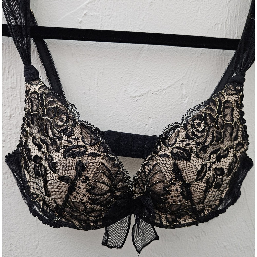 Victoria's Secret 2008 Very Sexy Black & Nude Push-Up Bra 34A Lace & Bow Details
